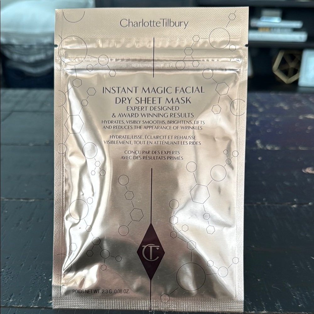 Charlotte Tilbury Silver Instant Magic Facial Mask